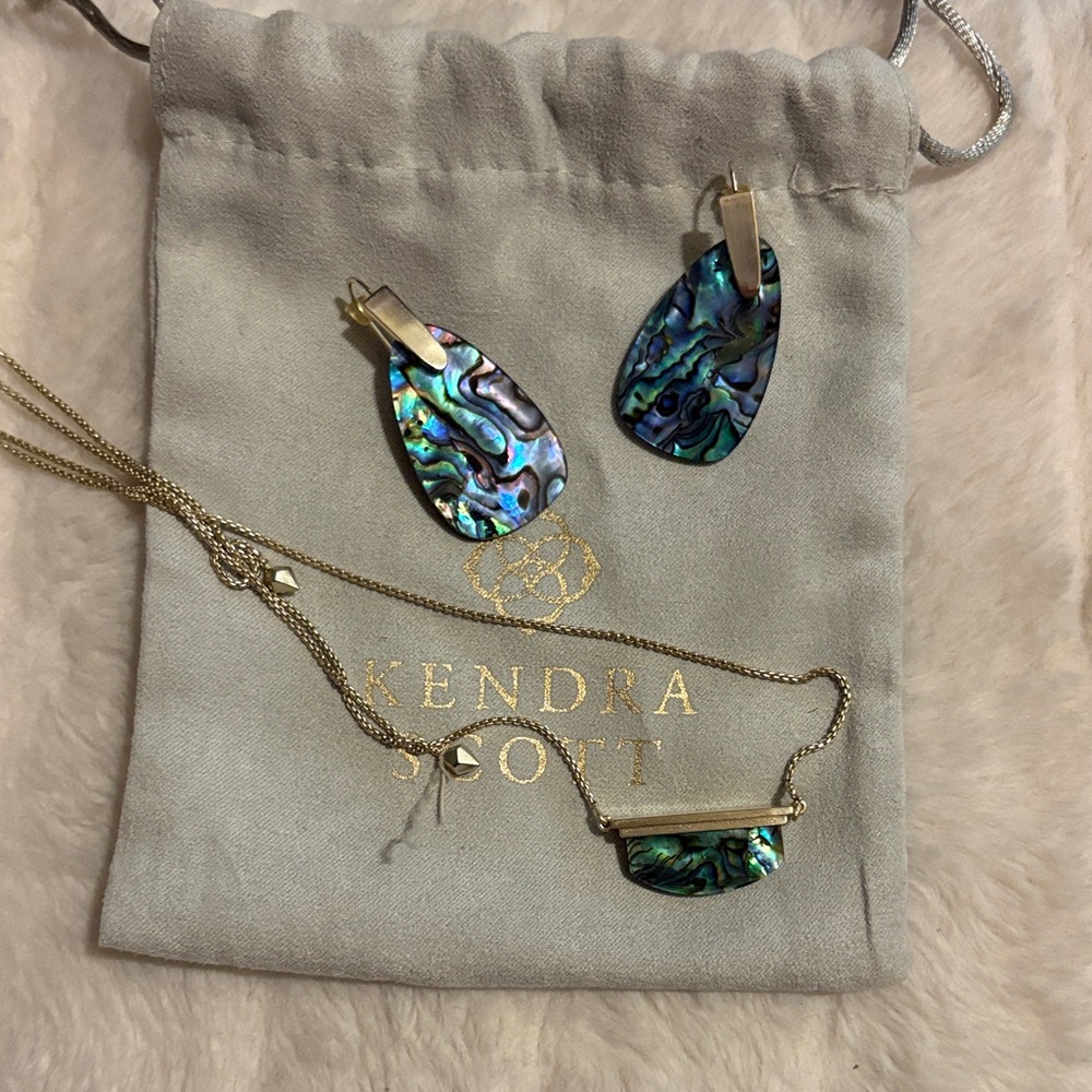 Kendra Scott Earring and Necklace Combo